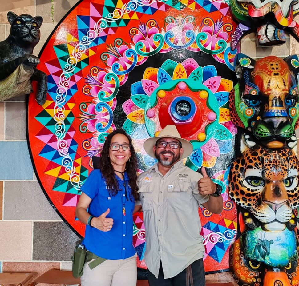 Jimmy Murillo Picado y Jamie Murillo, guías y co-propietarios de Pacific Sun Travel